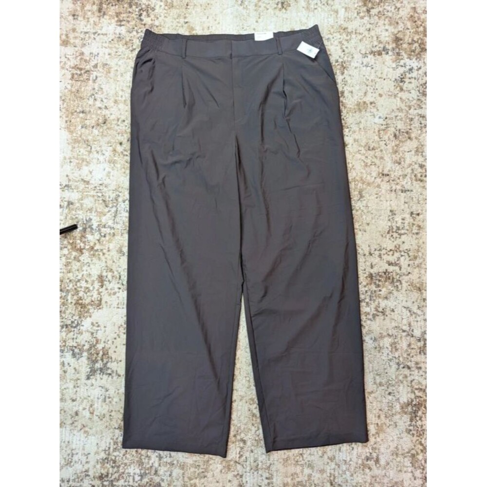 Old Navy Go-Dry Sleektech Work Pants in Brown XXL Tall NWT